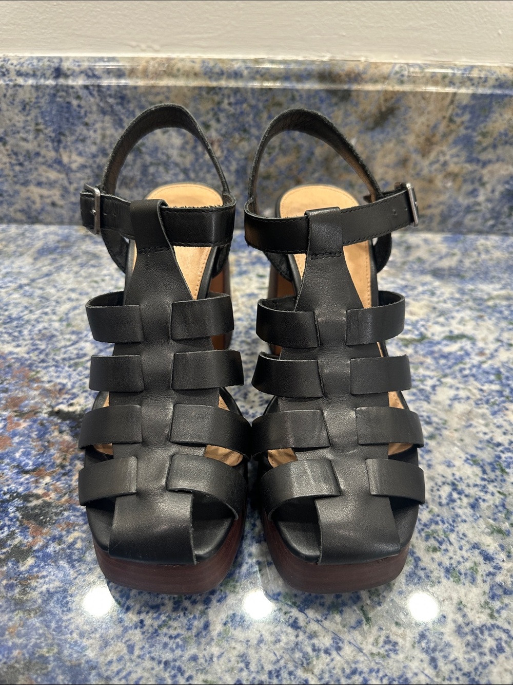 Crown Vintage Black Leather Strappy Platform Sandals - Women 6 1/2